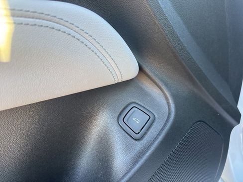 Certified 2021 Cadillac CT4 Premium Luxury image 11