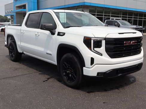 Used 2026 GMC Sierra 1500 Elevation AWD/4WD image 2