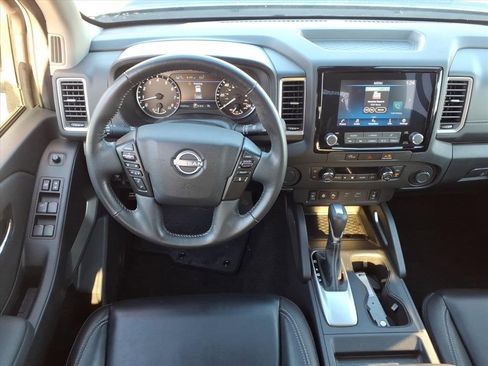 Used 2024 Nissan Frontier SL w/ Technology Package image 21