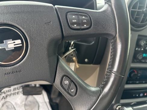 Used 2004 HUMMER H2 w/ Preferred Equipment Group image 33