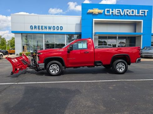Used 2024 Chevrolet Silverado 2500 W/T w/ WT Convenience Package AWD/4WD image 2