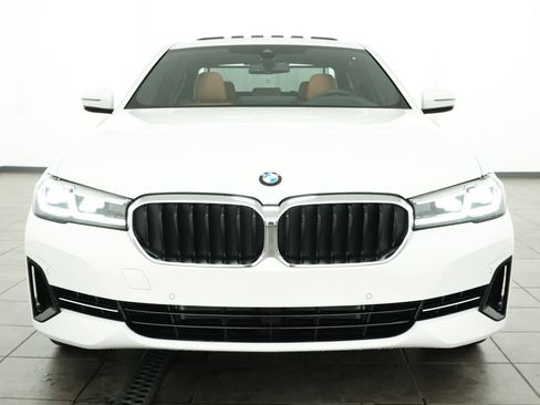 Used 2023 BMW 540i xDrive w/ Premium Package AWD/4WD image 7