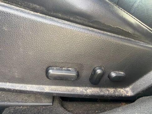 Used 2012 Lincoln MKZ FWD image 21