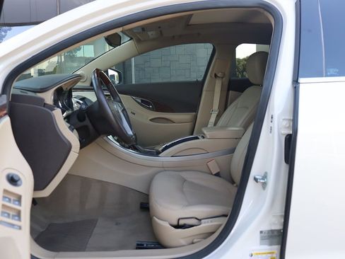 Used 2012 Buick LaCrosse Touring image 24