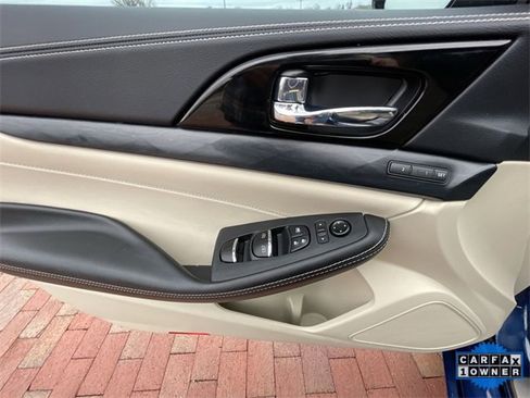 Used 2023 Nissan Maxima Platinum w/ Sport Mat Group image 11