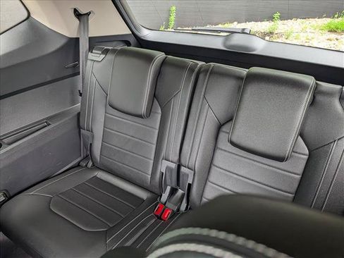 Certified 2025 Volkswagen Atlas SEL AWD/4WD image 26