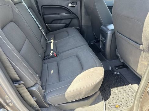 Used 2019 GMC Canyon SLE w/ Driver Alert Package AWD/4WD image 23