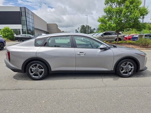 Used 2025 Kia K4 FWD image 8