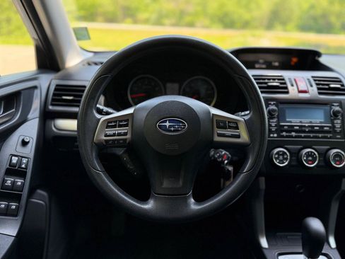 Used 2015 Subaru Forester 2.5i Premium w/ All-Weather Package AWD/4WD image 16
