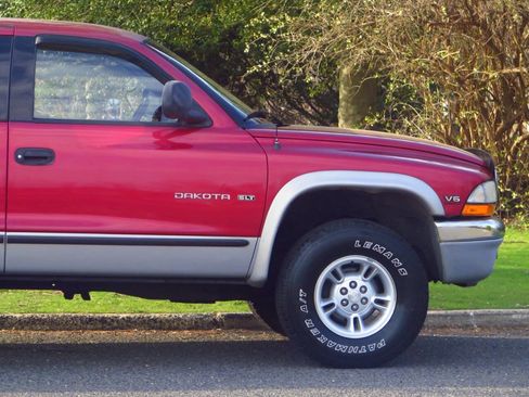 Used 1998 Dodge Dakota SLT image 21
