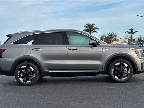 New 2026 Kia Sorento EX image 3