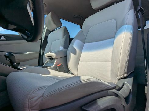 Used 2019 Hyundai Tucson SE AWD/4WD image 10