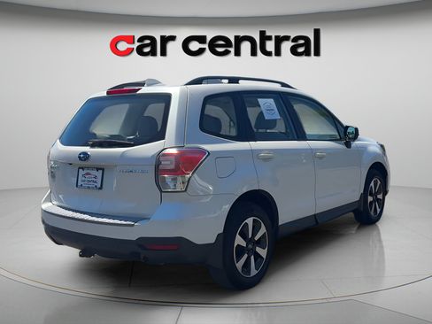 Used 2018 Subaru Forester 2.5i w/ Alloy Wheel Package AWD/4WD image 5