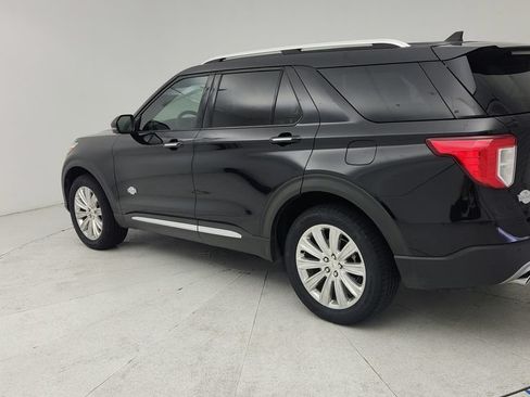 Used 2021 Ford Explorer King Ranch w/ Premium Technology Package AWD/4WD image 5