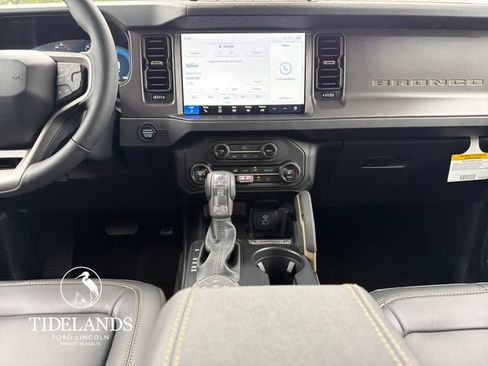 New 2025 Ford Bronco Badlands AWD/4WD image 20