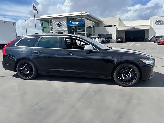 Used 2018 Volvo V90 T6 R-Design AWD/4WD image 2