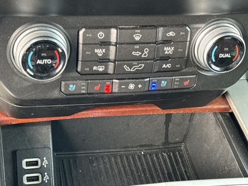 Used 2019 Ford F150 King Ranch AWD/4WD image 26