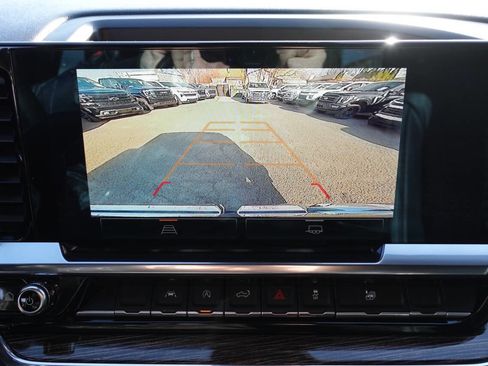 Used 2023 GMC Sierra 1500 Elevation image 42