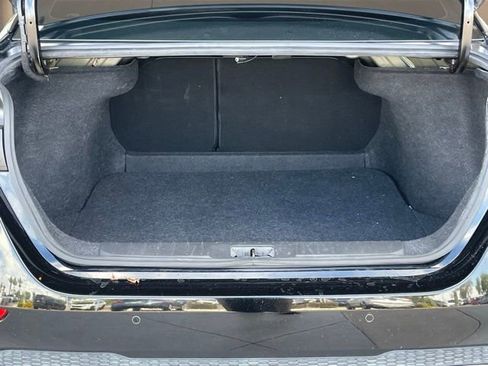 Used 2021 Nissan Sentra SV image 17