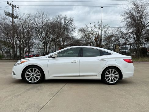 Used 2014 Hyundai Azera Limited w/ Option Group 02 image 3