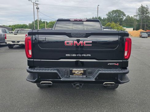 Used 2019 GMC Sierra 1500 AT4 w/ AT4 Premium Package AWD/4WD image 4
