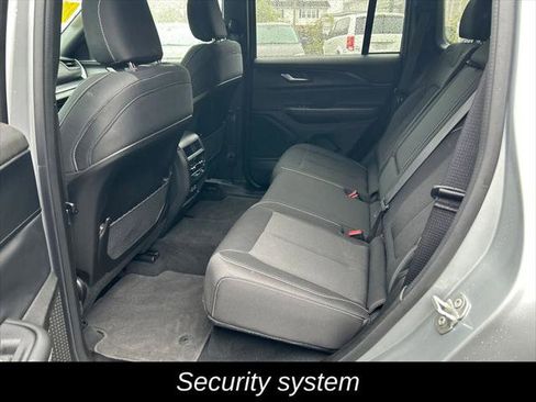 Certified 2024 Jeep Grand Cherokee Laredo w/ Luxury Tech Group I AWD/4WD image 28