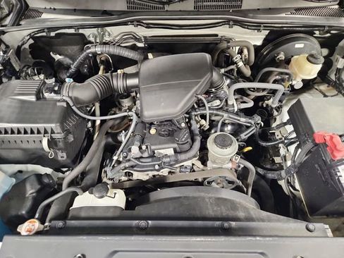 Used 2017 Toyota Tacoma SR RWD image 26