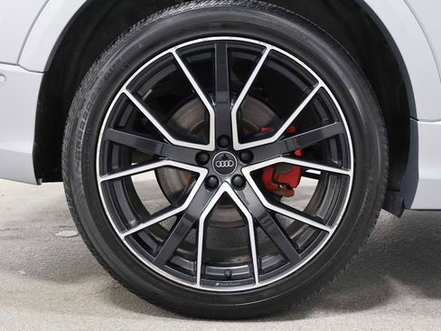 Used 2021 Audi Q8 Premium Plus w/ Premium Plus Package AWD/4WD image 32