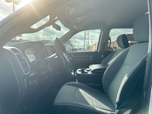 Used 2019 RAM 2500 Big Horn image 13