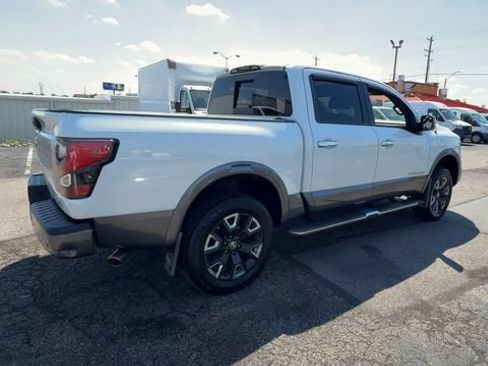 Used 2021 Nissan Titan Platinum Reserve w/ Moonroof Package AWD/4WD image 8