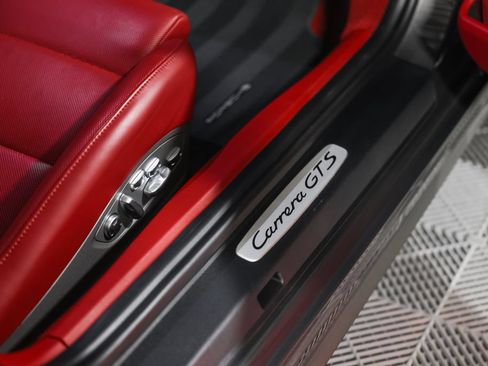 Used 2015 Porsche 911 Carrera GTS RWD image 24