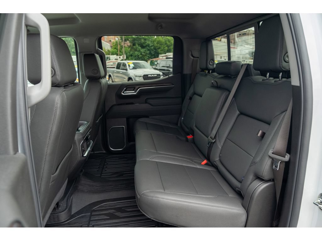 New 2026 GMC Sierra 1500 SLT w/ SLT Premium Plus Package AWD/4WD image 13