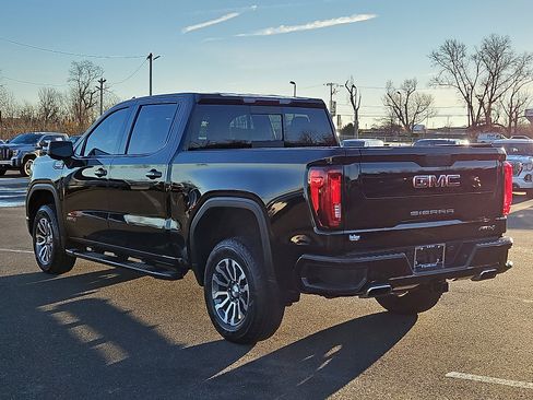 Used 2019 GMC Sierra 1500 AT4 w/ AT4 Premium Package image 4