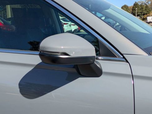 Used 2026 Honda CR-V LX image 12