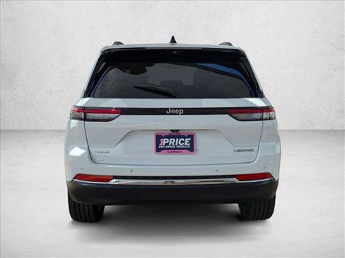 Used 2023 Jeep Grand Cherokee Limited w/ Luxury Tech Group II AWD/4WD image 6