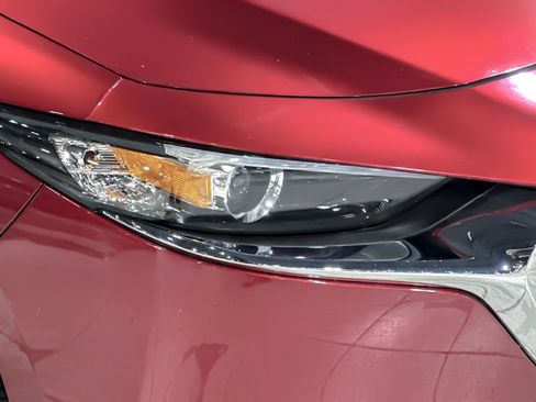 Used 2022 MAZDA MAZDA3 s image 10