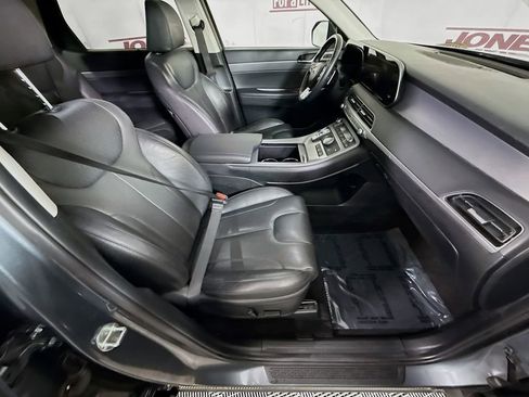 Used 2022 Hyundai Palisade SEL w/ 8P Bench Seat Package FWD image 32