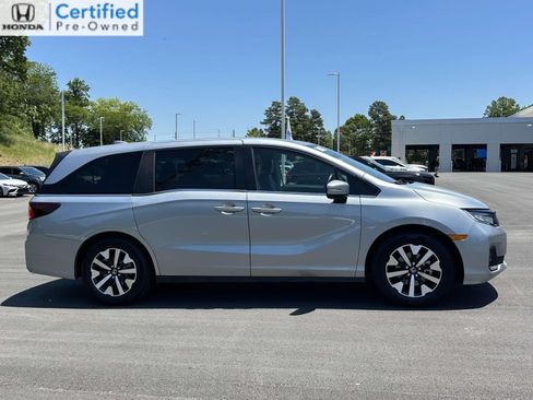 Certified 2025 Honda Odyssey EX-L image 30