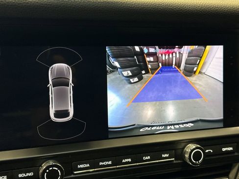 Used 2021 Porsche Macan S AWD/4WD image 22
