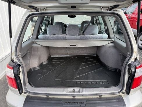 Used 2001 Subaru Forester S image 5