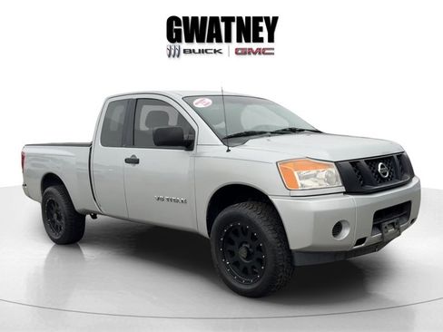 Used 2013 Nissan Titan S image 1