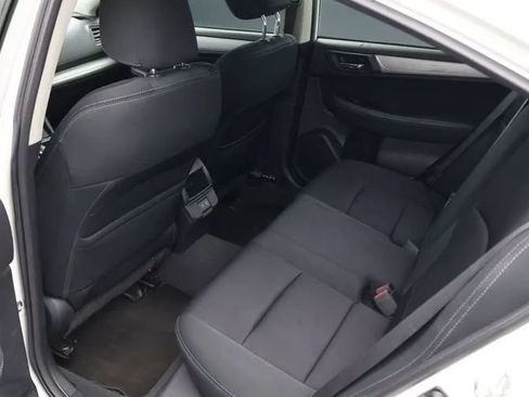 Used 2019 Subaru Legacy 2.5i Premium AWD/4WD image 16