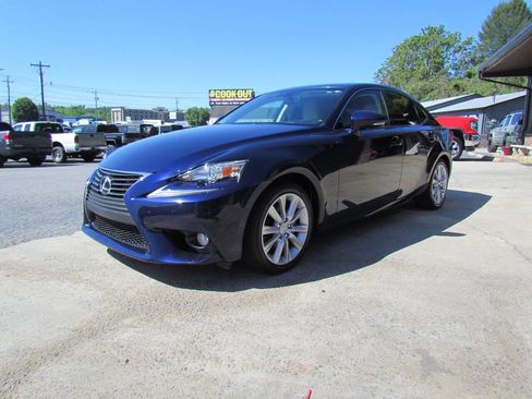 Used 2014 Lexus IS 250 RWD image 3