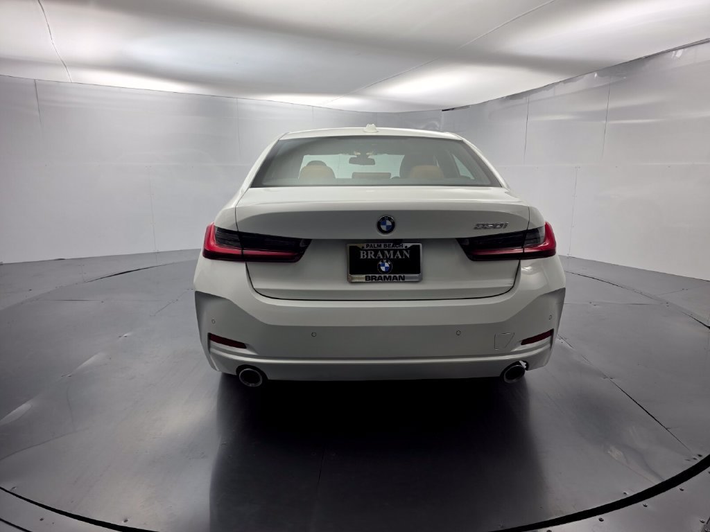 Certified 2023 BMW 330i Sedan w/ Driving Assistance Package RWD image 5