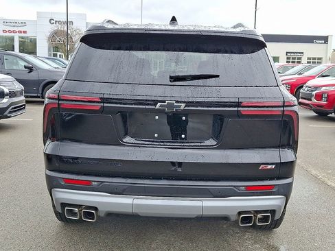 Used 2024 Chevrolet Traverse Z71 AWD/4WD image 5