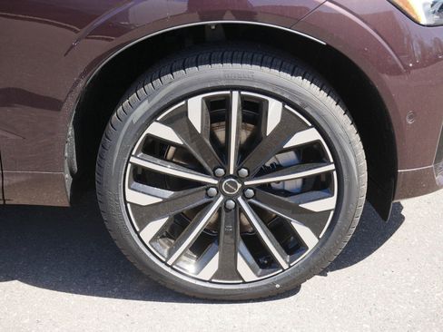 New 2026 Volvo XC60 B5 Ultra w/ Climate Package AWD/4WD image 4