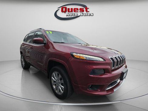 Used 2017 Jeep Cherokee Overland w/ Technology Group image 8