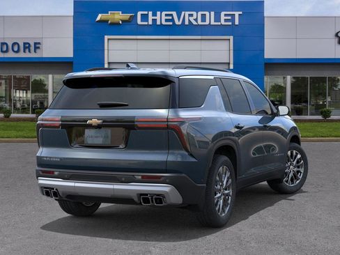 New 2026 Chevrolet Traverse LT w/ Sun and Wheel Package image 5