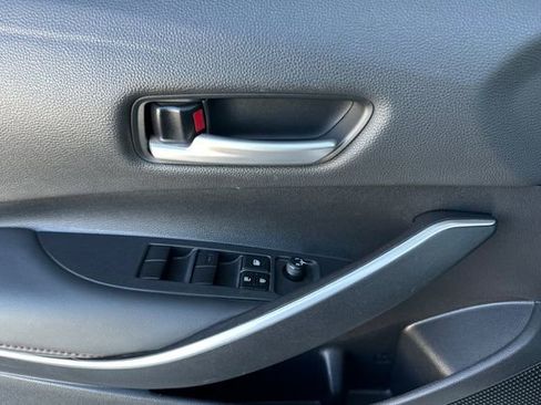 Used 2024 Toyota Corolla SE image 10