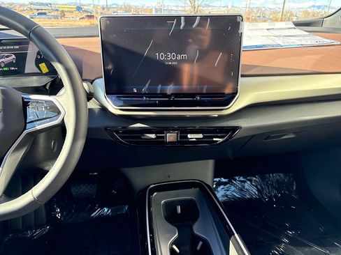 New 2026 Volkswagen ID.4 Pro image 14